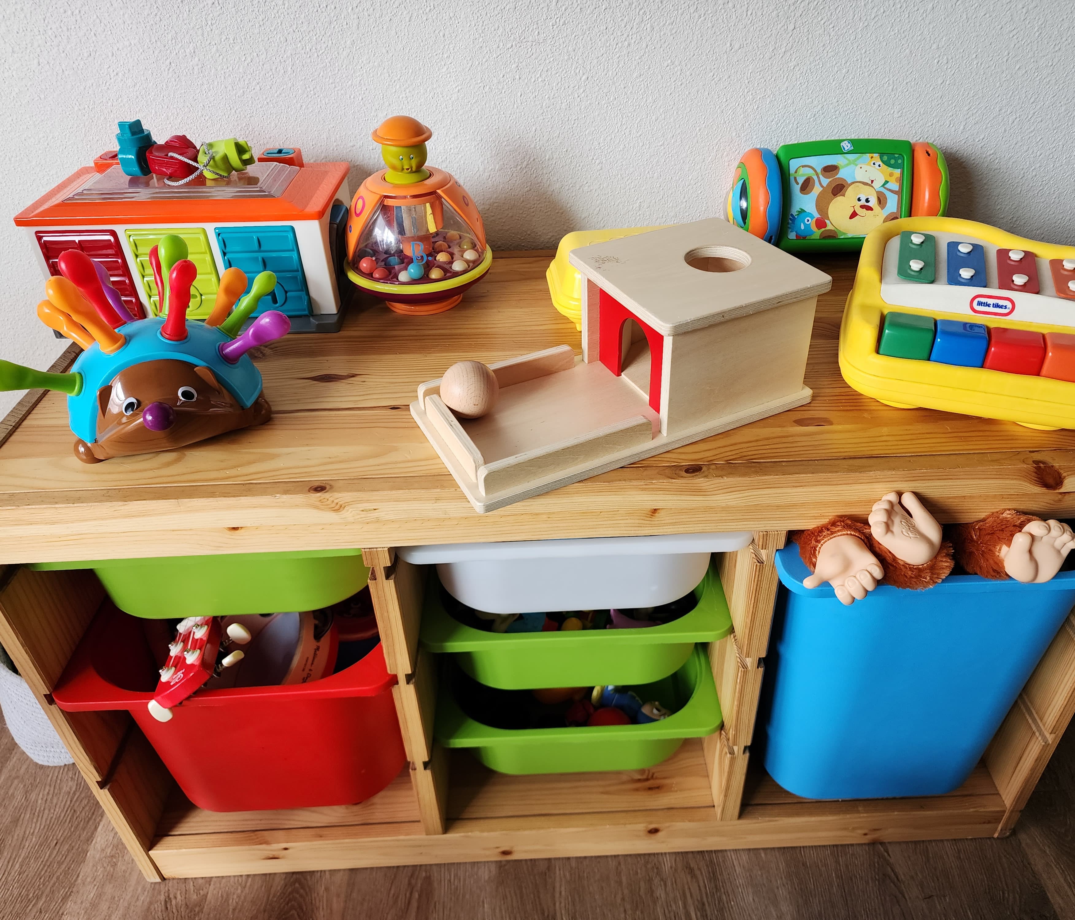 Barrios Daycare children learning and playing in a safe environment